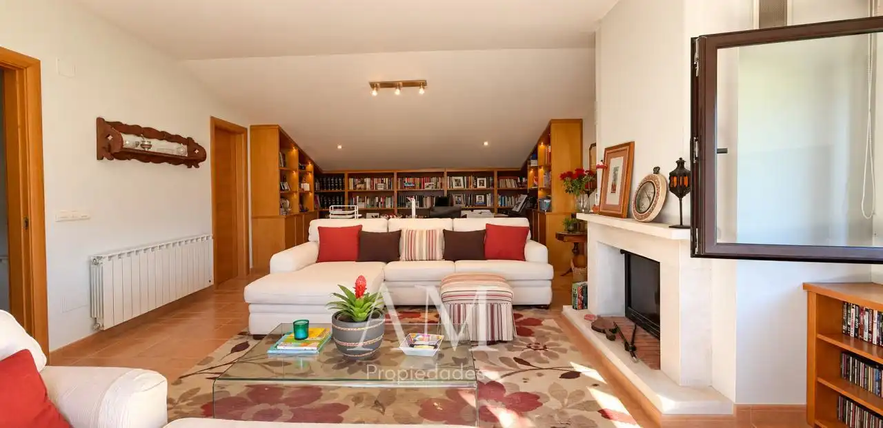 Detached house with pool for sale in Zamanes, imagen 18