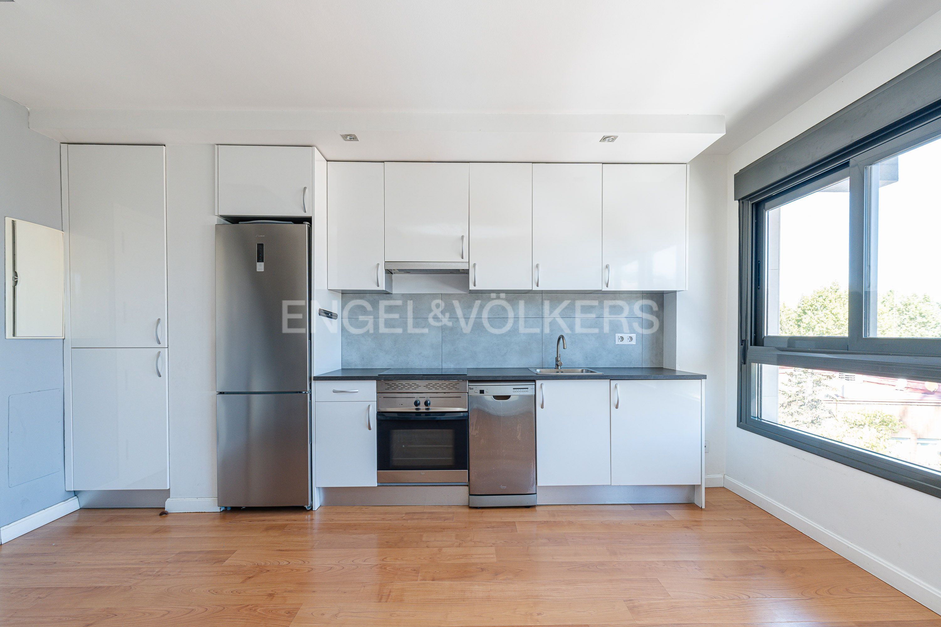 Kitchen of Duplex for sale in Pozuelo de Alarcón  with Air Conditioner and Heating