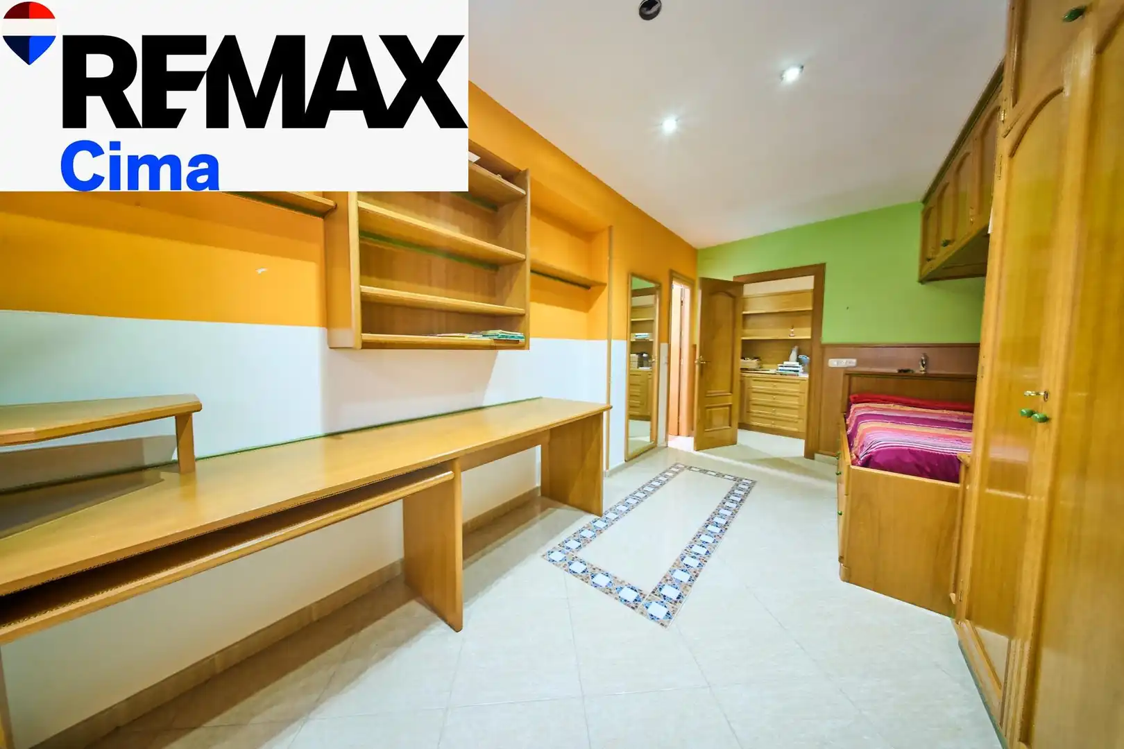 Piso en venta en Baza, Granada