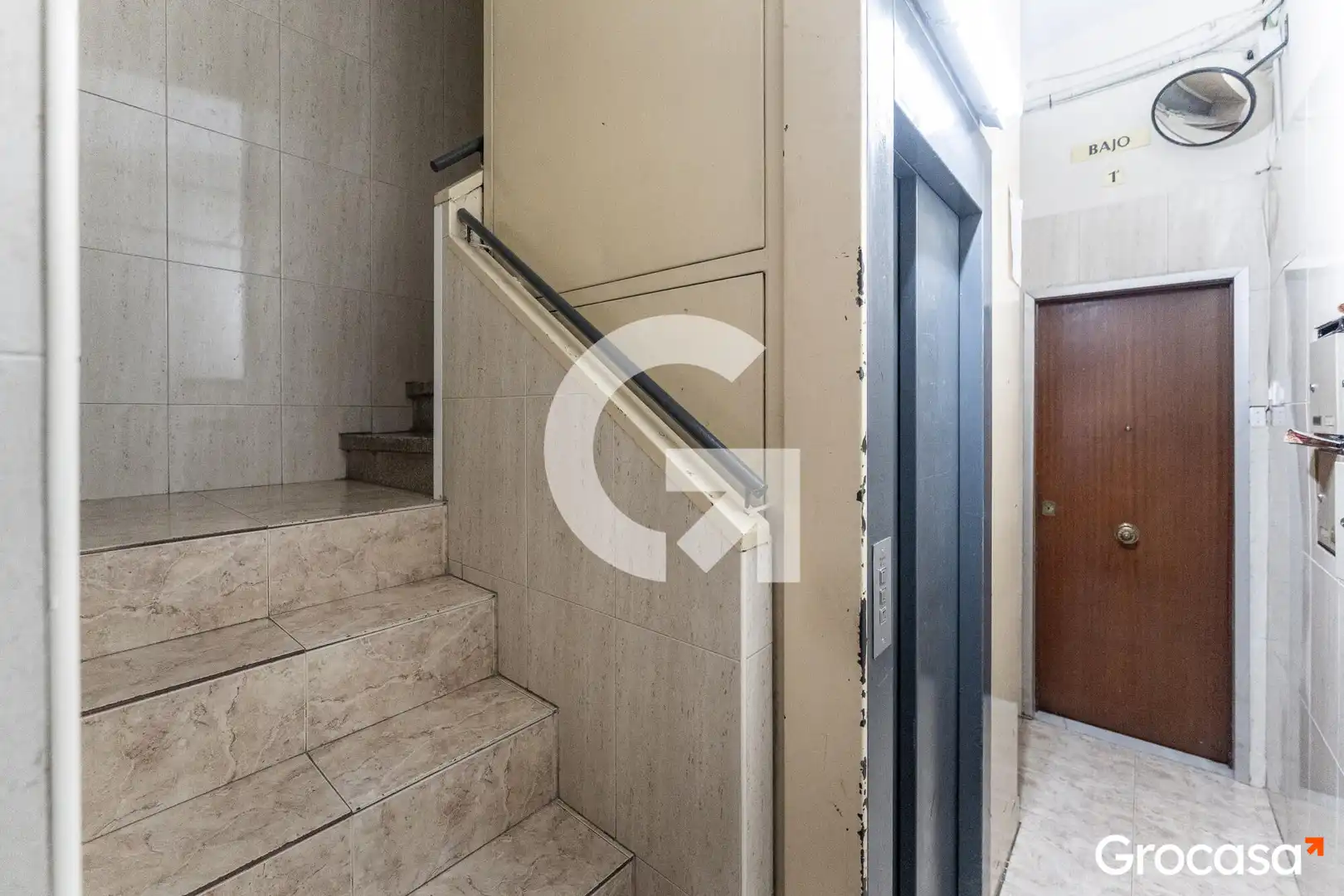 Piso en venta en L'Hospitalet de Llobregat con Aire acondicionado, Calefacción y Horno
