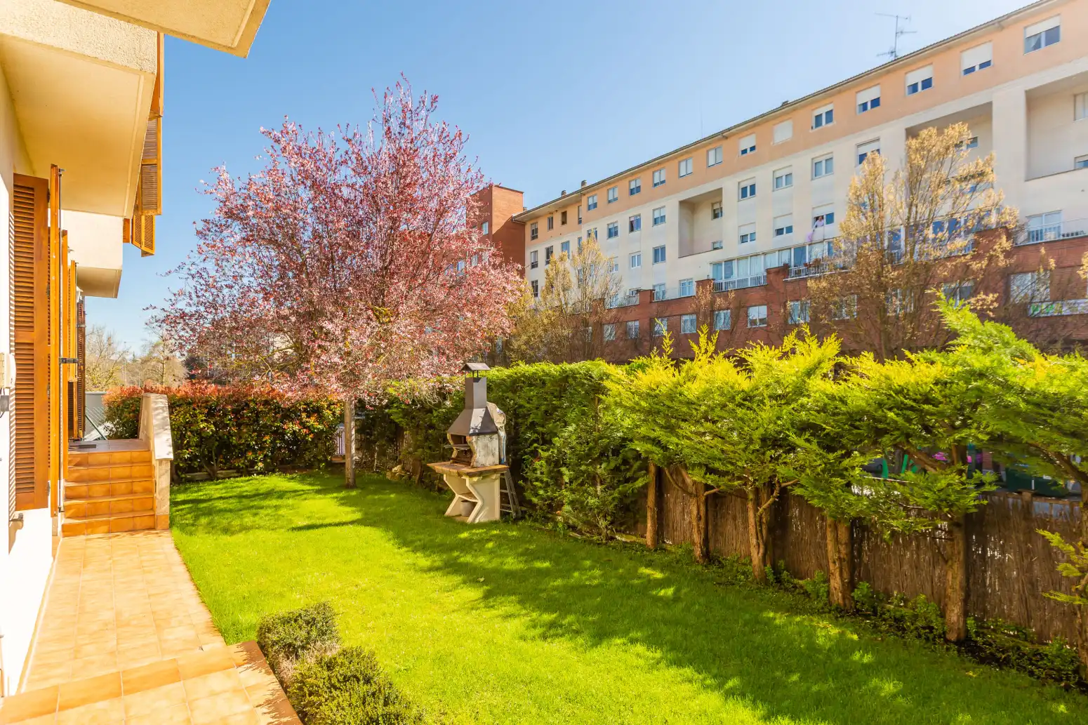 Jardín de Casa o chalet en venta en Zizur Mayor / Zizur Nagusia con Calefacción y Parquet