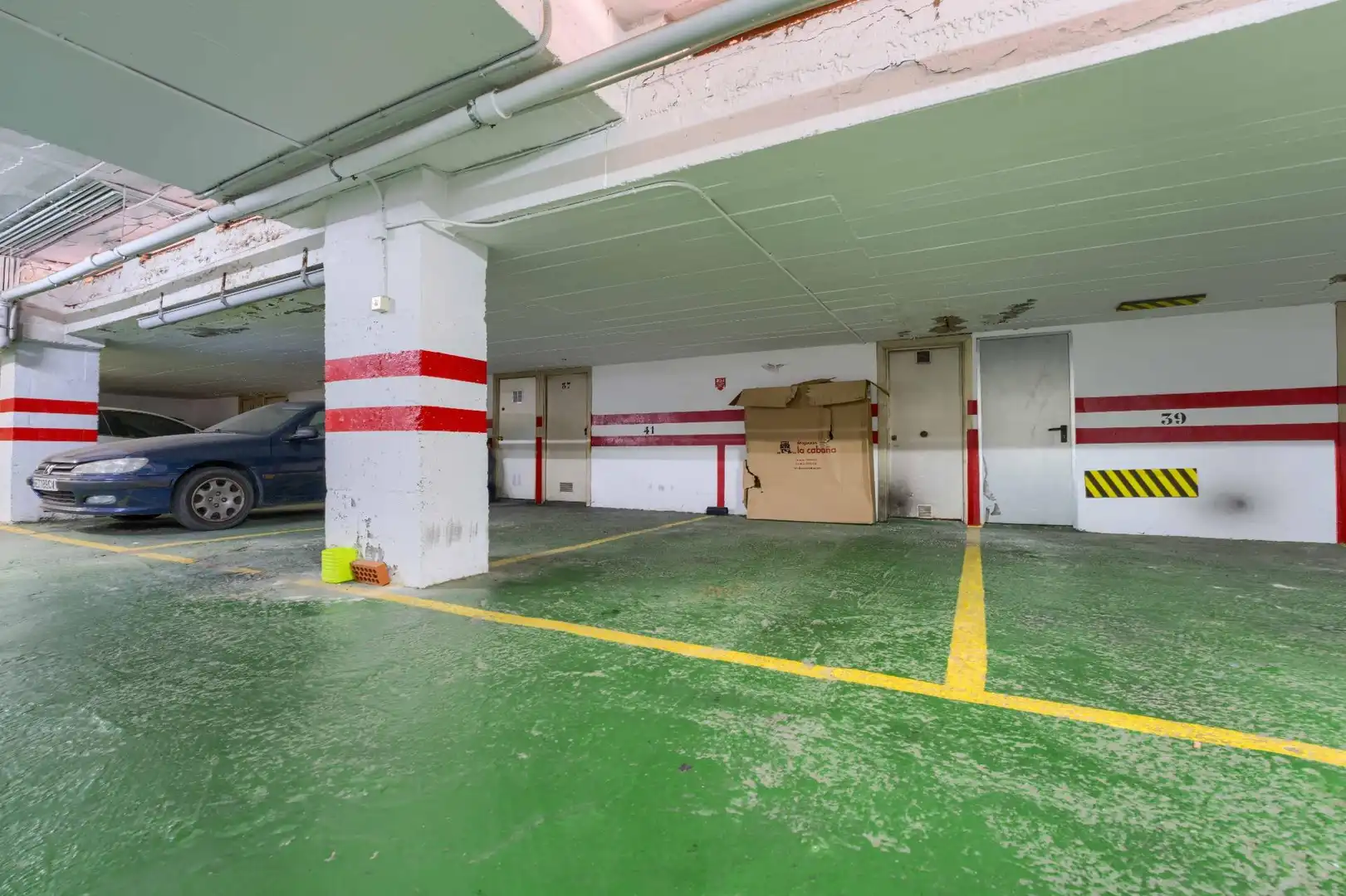 Parkplatz von Wohnung zum Verkauf in Sevilla mit Klimaanlage, Heizung und Abstellraum