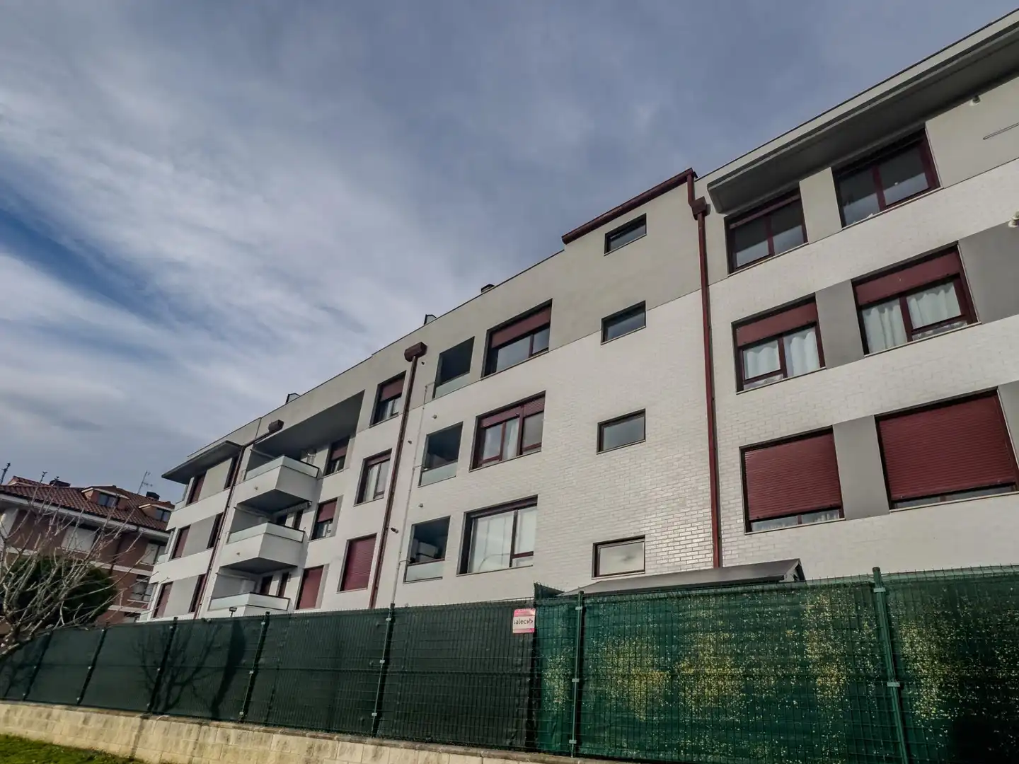 Vista exterior de Piso en venta en Entrambasaguas con Aire acondicionado, Calefacción y Jardín privado
