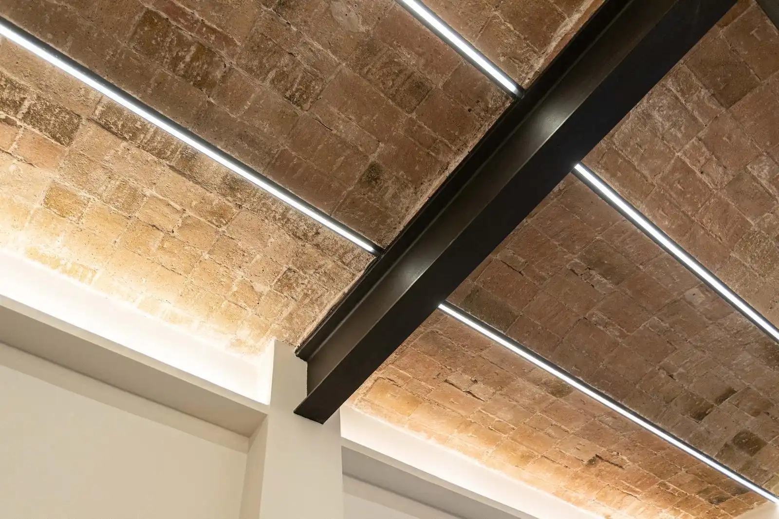 Planta baja en venta en Barcelona con Aire acondicionado, Terraza y Alarma