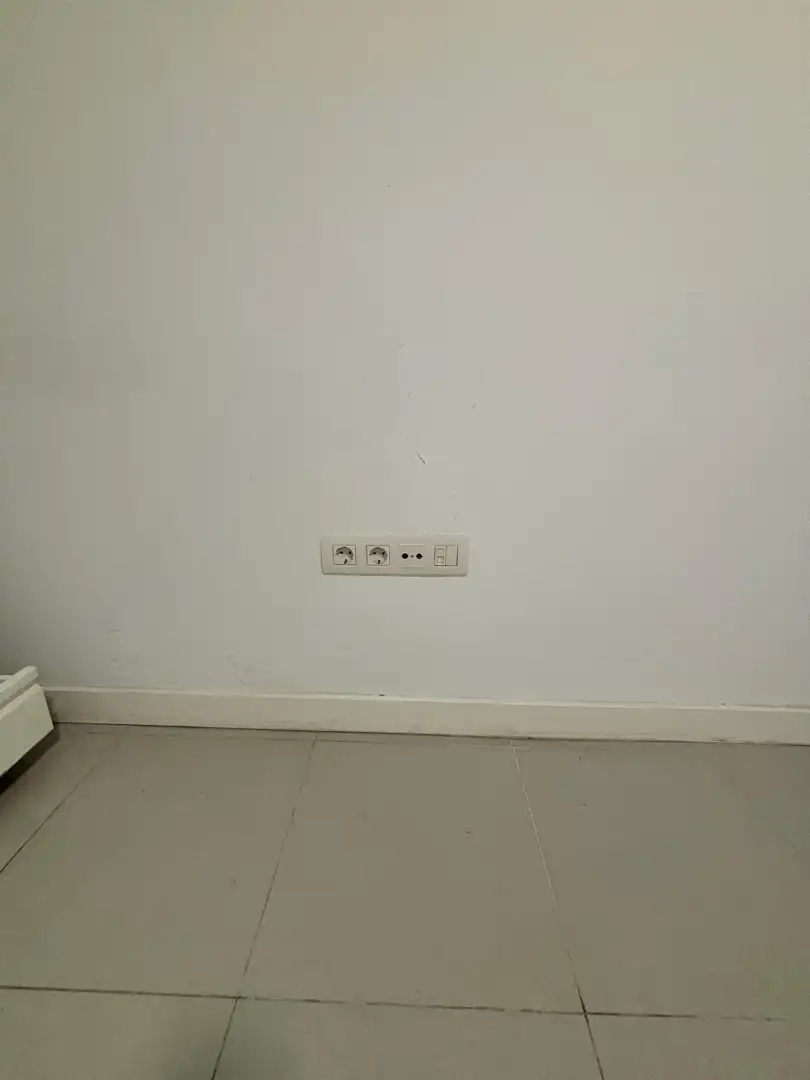 Flat for rent in Calle Heliodoro Rodríguez López, 26, La Salle - Cuatro Torres