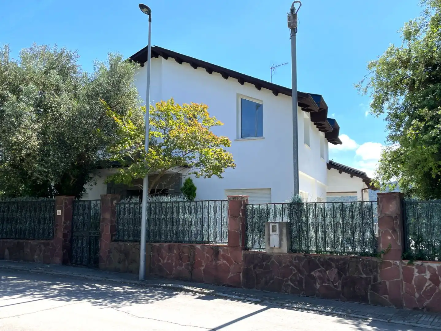 Casa amb piscina en venda a Tres pins 15, imagen 5