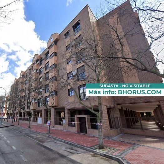 Exterior view of Flat for sale in Torrejón de Ardoz  with Private garden and Swimming Pool