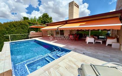 Swimming pool of House or chalet for sale in Cabanillas del Campo  with Air Conditioner, Heating and Terrace