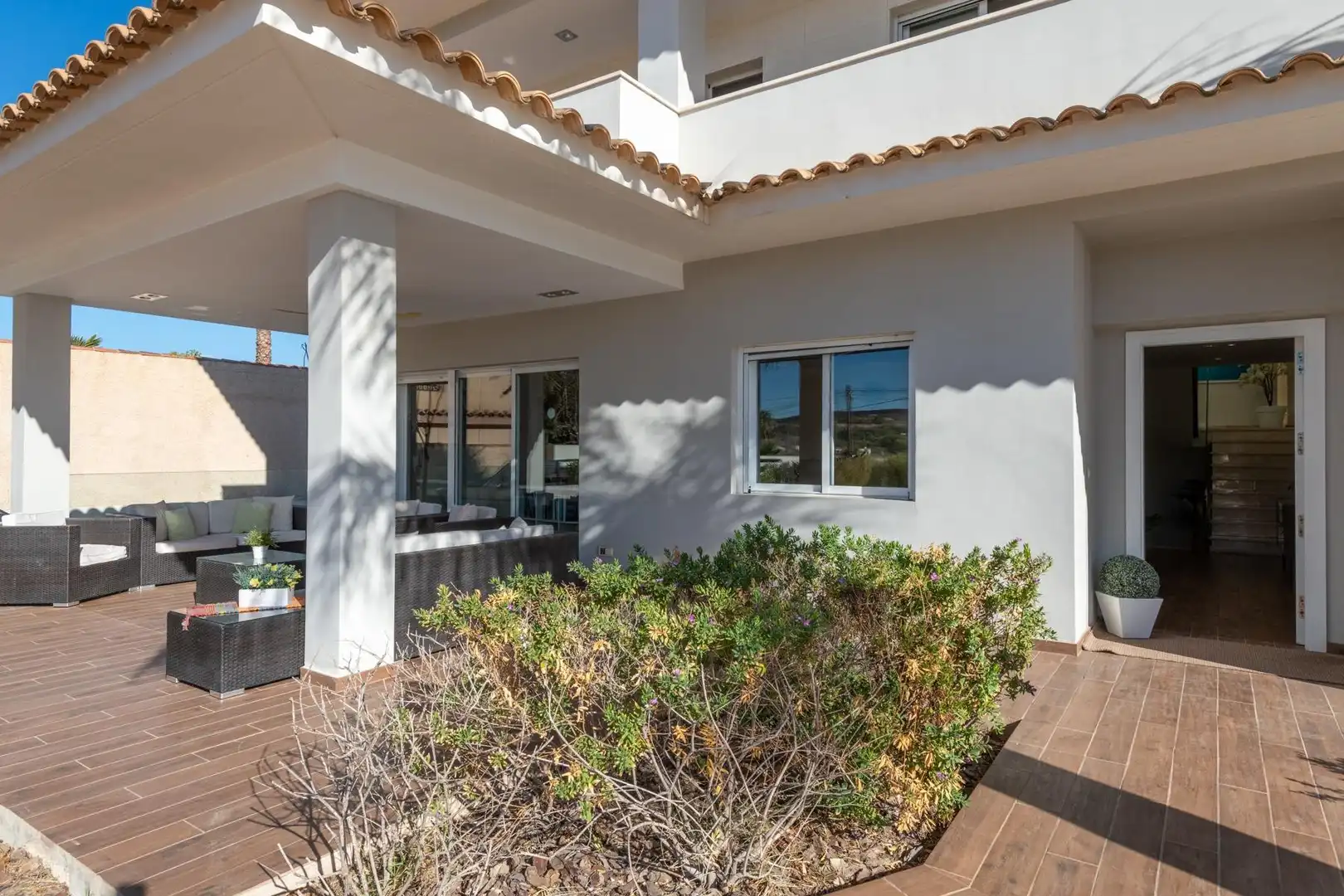 Terraza de Casa o chalet en venta en Alicante / Alacant con Aire acondicionado, Calefacción y Jardín privado