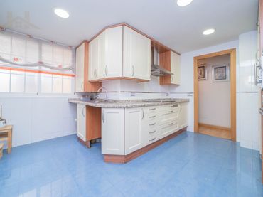 Piso con ascensor en venta en Calle de Azorín