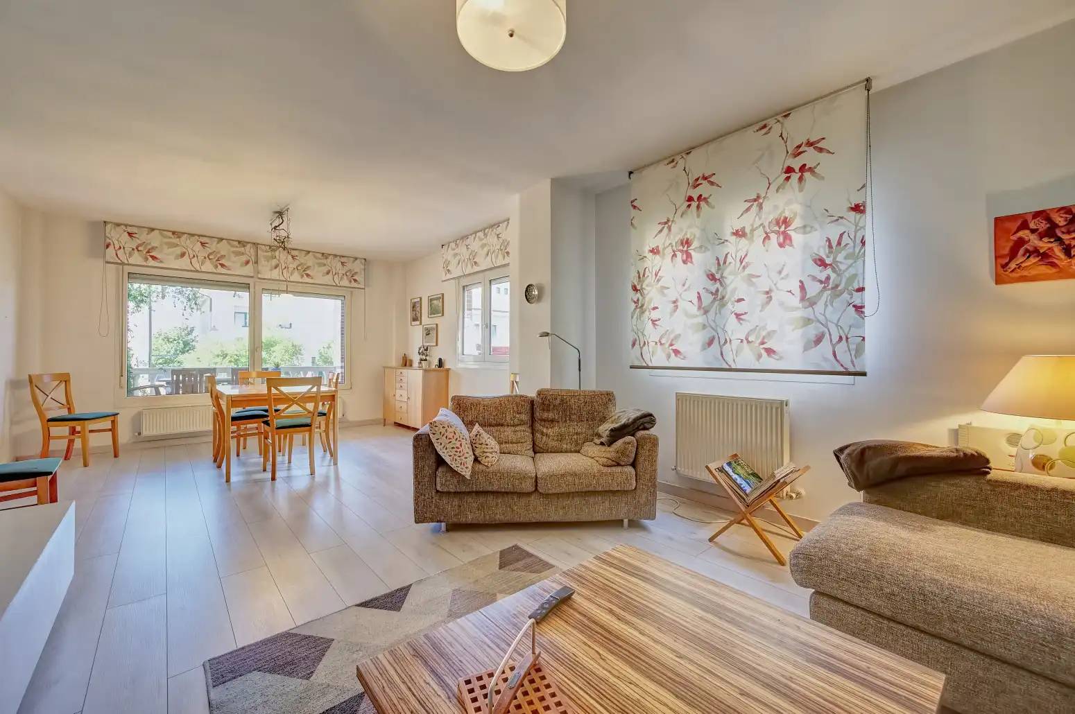 Living room of Houses for sale in Cizur  with Heating, Private garden and Parquet flooring