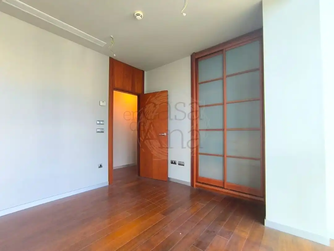 Habitación de Piso en venta en Bilbao  con Aire acondicionado, Calefacción y Trastero