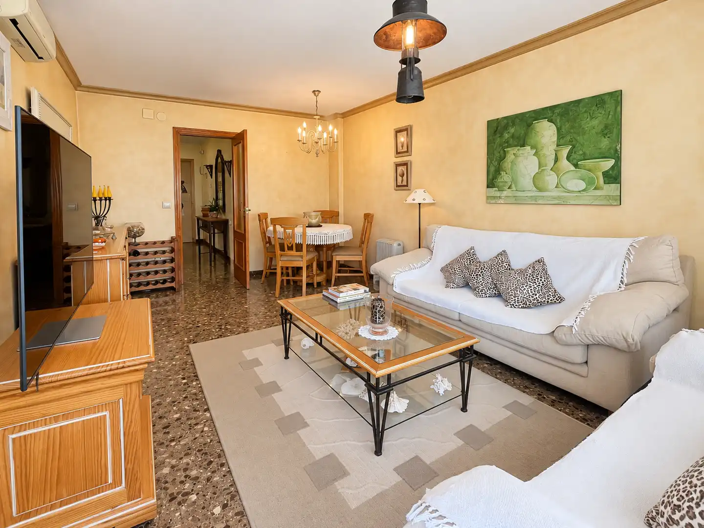 Piso con terraza en venta en Carrer Astúries, imagen 3