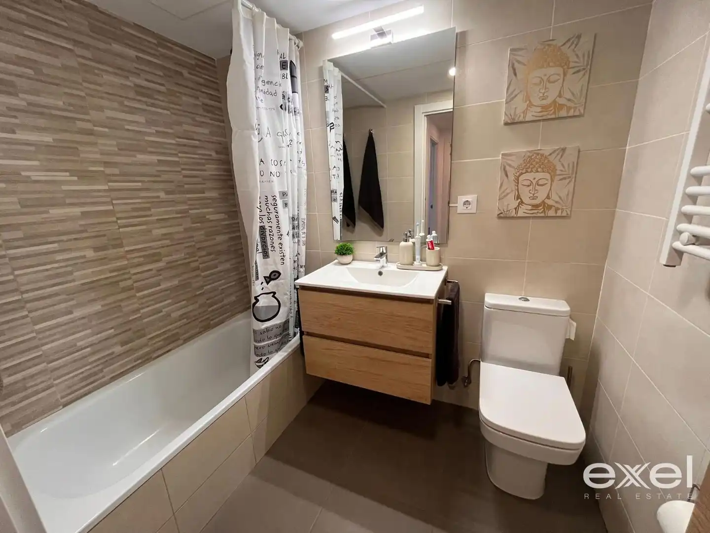 Baño de Piso en venta en Sant Just Desvern con Aire acondicionado, Calefacción y Terraza