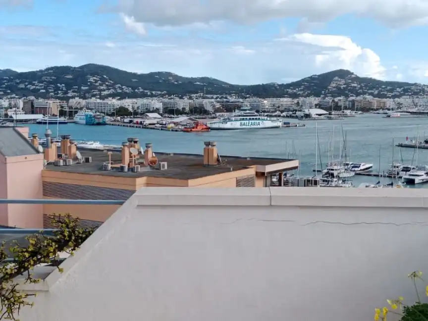 Penthouse mit Aufzug zum Verkauf in Avinguda de Bartomeu de Roselló 5, imagen 3