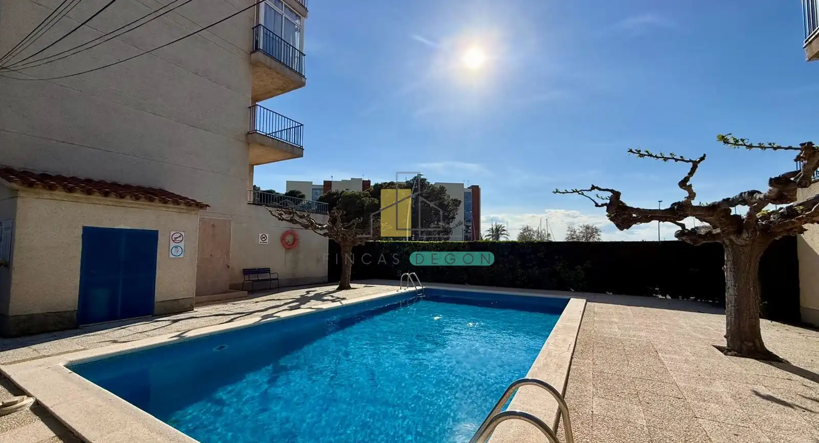 Piscina de Estudio en venta en Roses con Calefacción, Jardín privado y Piscina