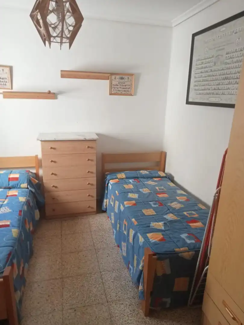Bedroom of Flat for sale in Valencia  with Air Conditioner, Private garden and Furnished