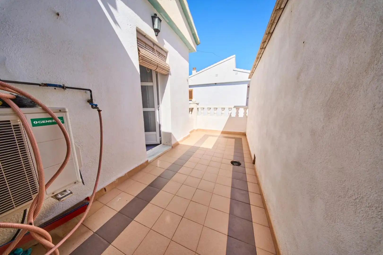 Terrassa de Casa adosada en venda en Órgiva amb Calefacció, Jardí privat i Terrassa