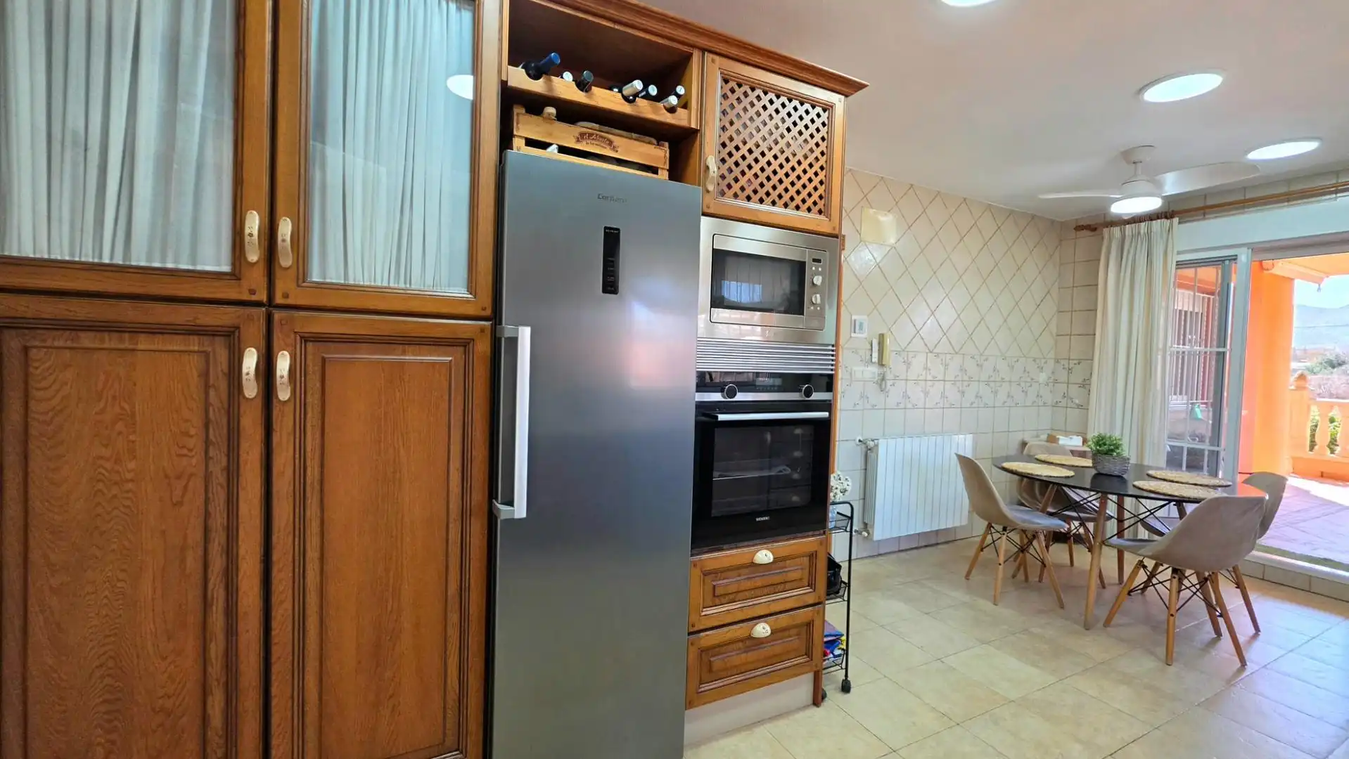 Cuina de Casa o xalet en venda en La Unión amb Aire condicionat, Jardí privat i Terrassa