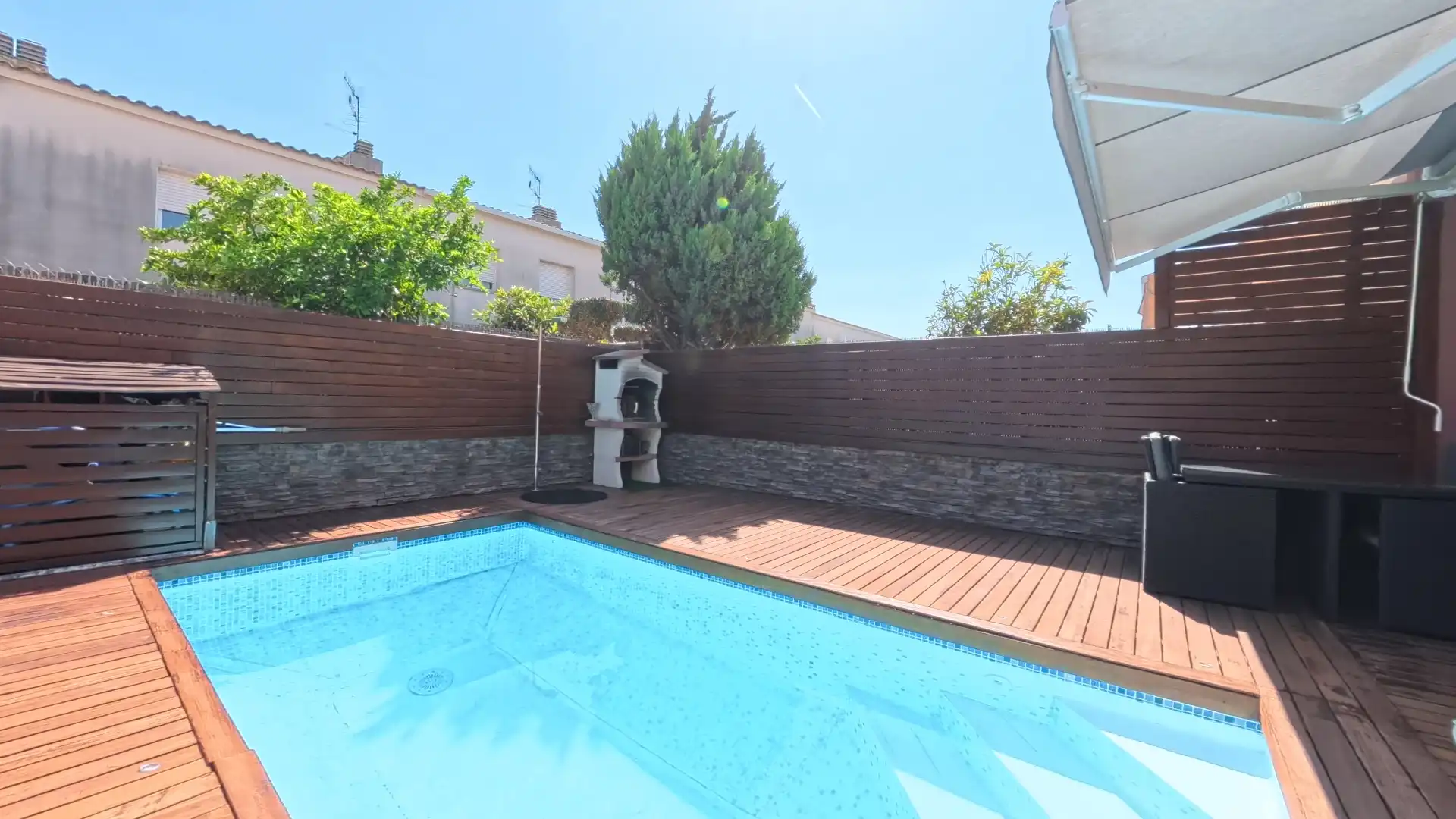 Swimming pool of Detached homes for sale in Cubelles  with Air Conditioner, Heating and Private garden
