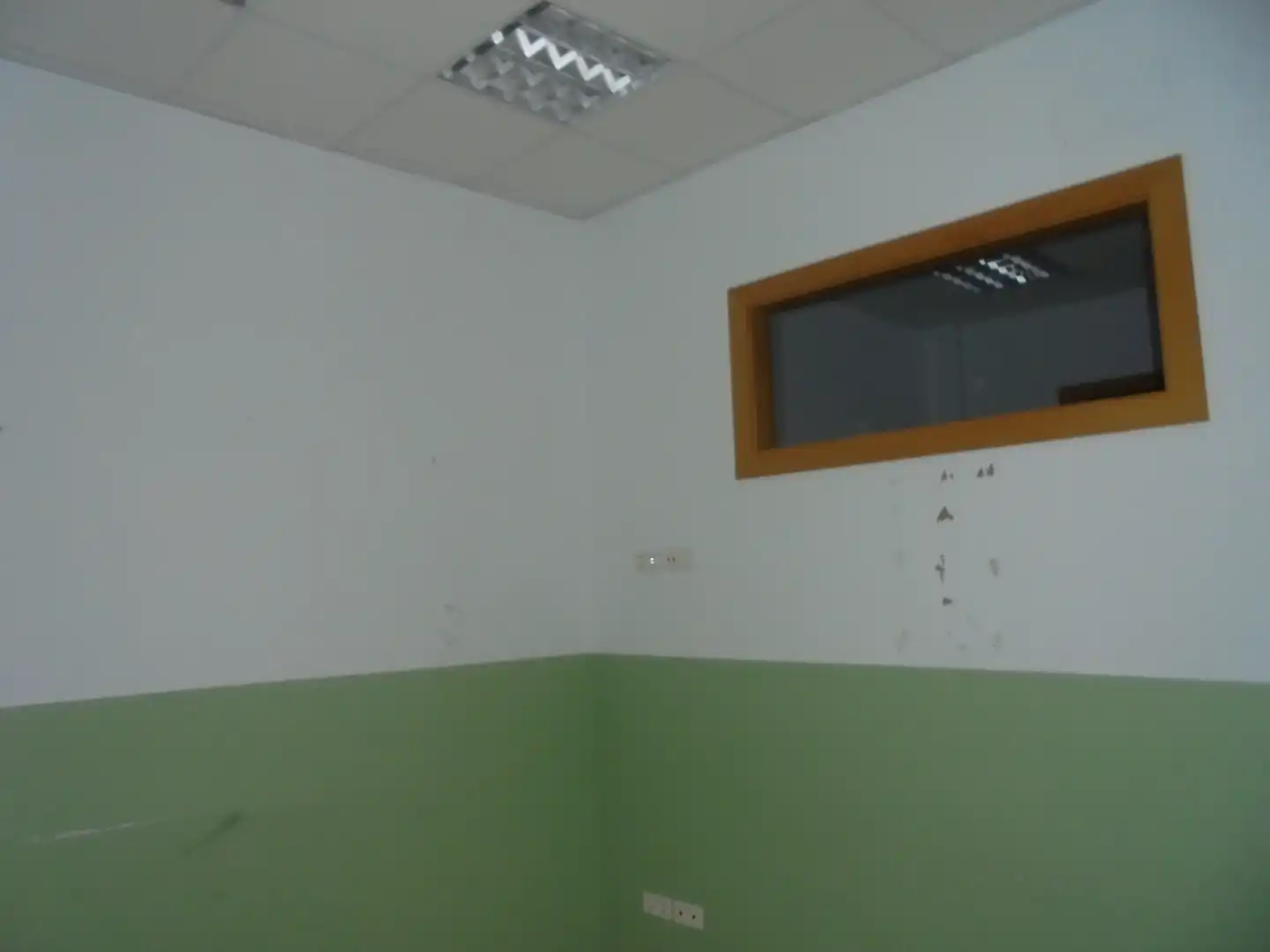 Commercial properties for rent in Calle Cabrales, 140, Ceares