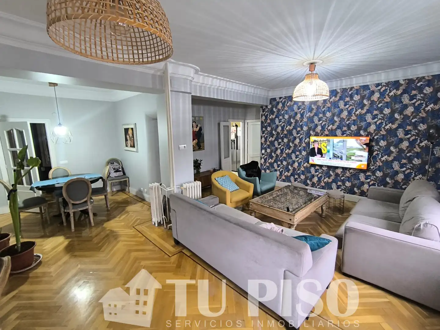 Sala de estar de Piso en venta en Madrid con Calefacción, Trastero y Amueblado