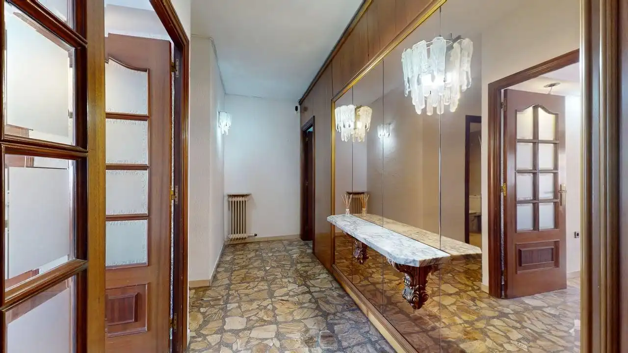 Appartamento con terrazza in vendita a Carrer de Latorre, imagen 21