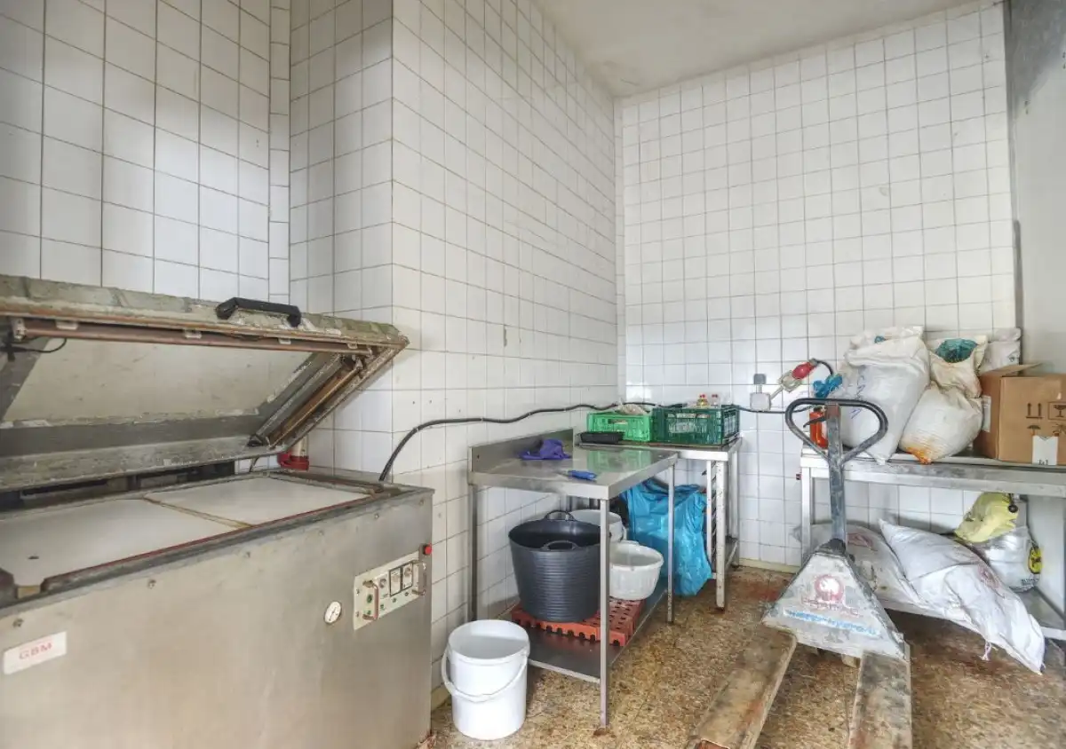 Cocina de Nave industrial en venta en Cambre 