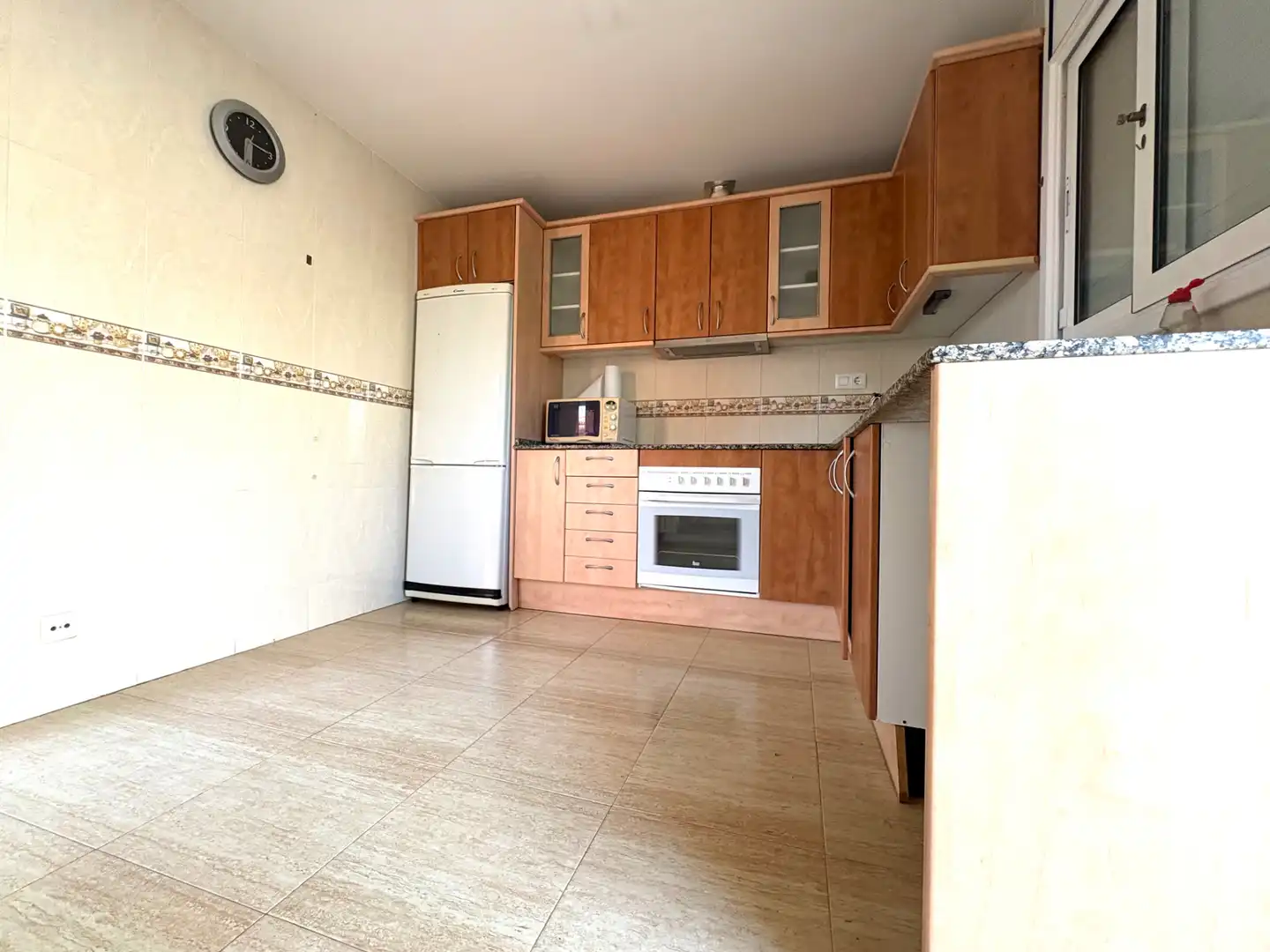 Cocina de Casa adosada en venta en La Pobla de Montornès   con Calefacción, Jardín privado y Terraza
