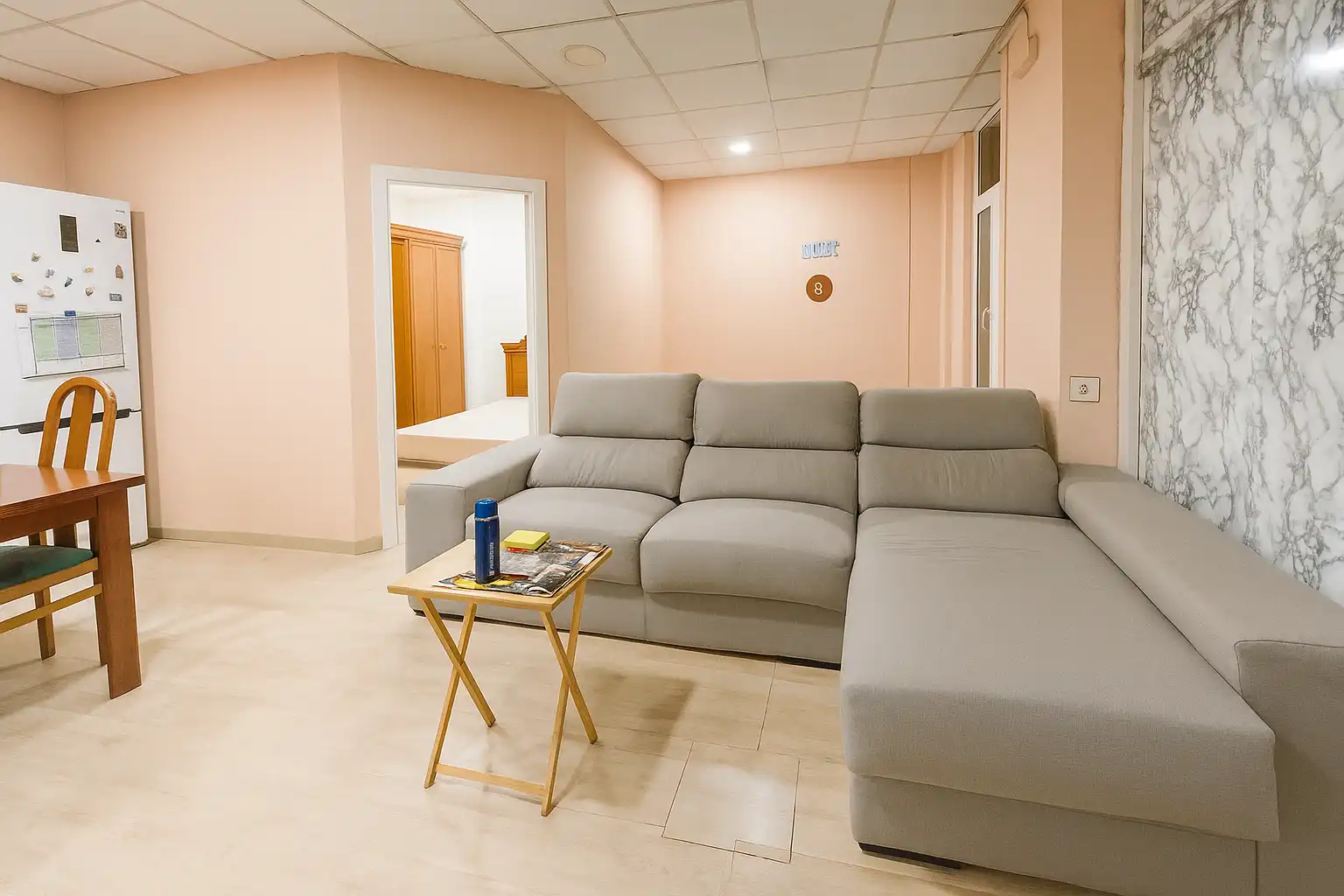 Sala d'estar de Local en venda en L'Hospitalet de Llobregat