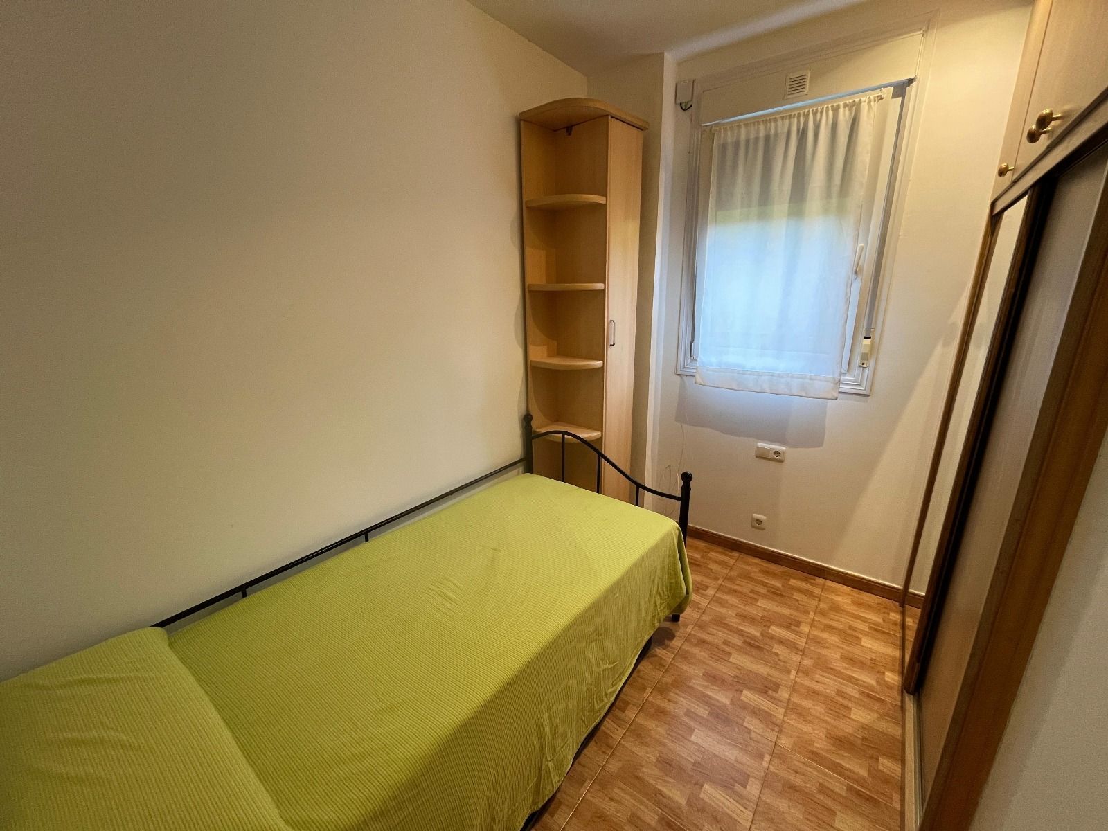 Bedroom of Flat for sale in Errenteria  with Furnished