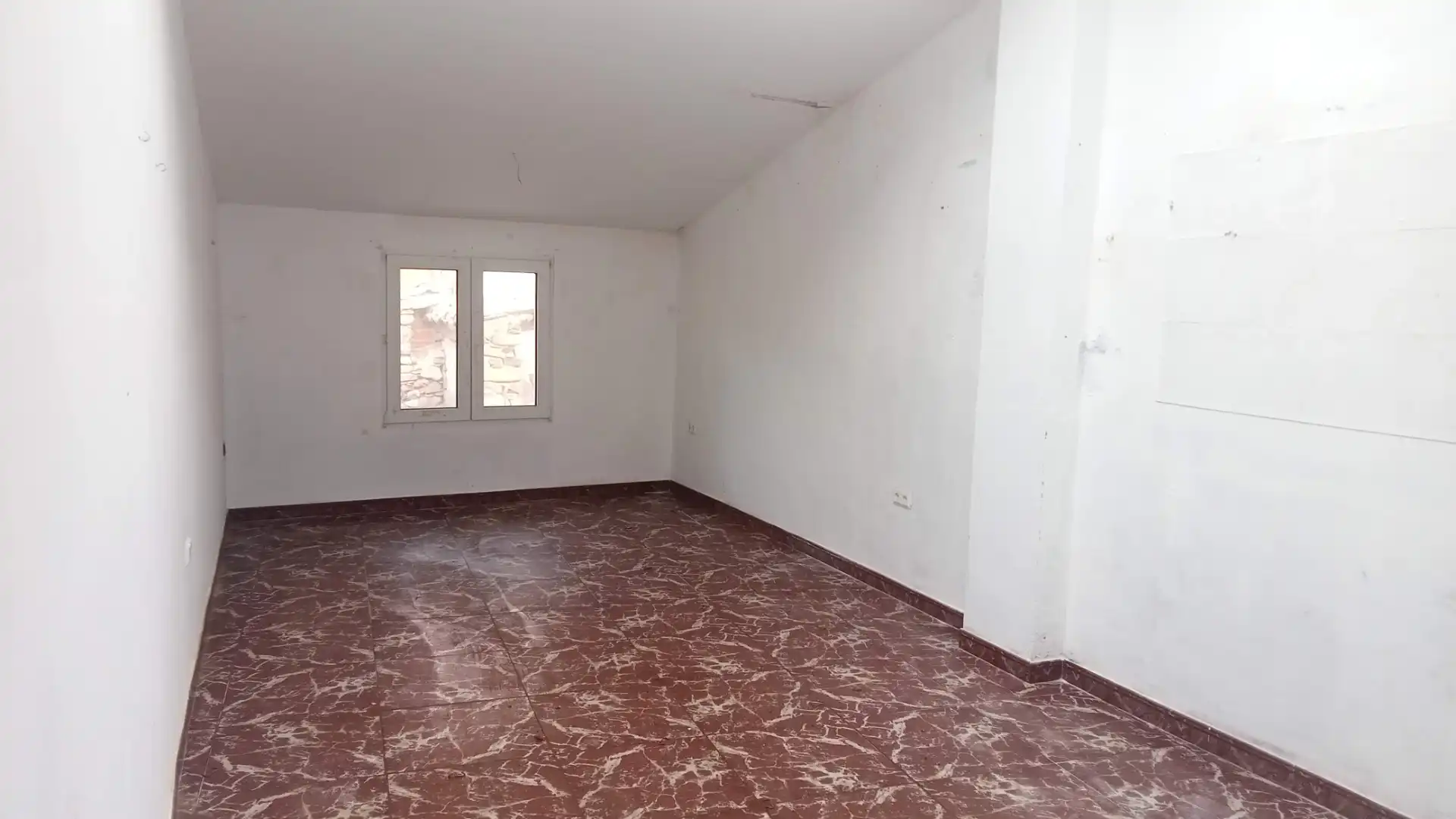 Casa adosada en venta en Chóvar