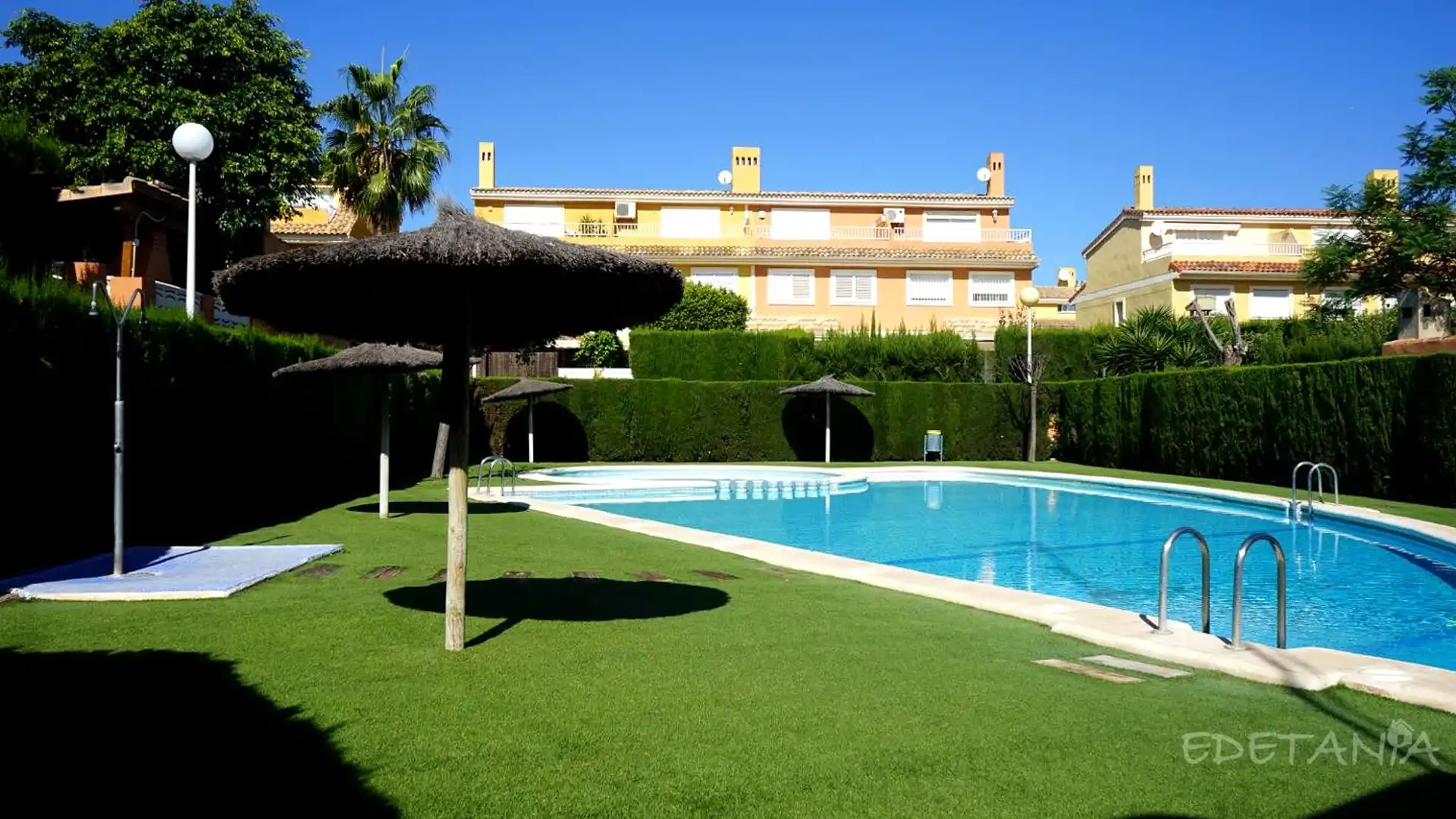 Single-family semi-detached for rent in 124, 9, Moncada