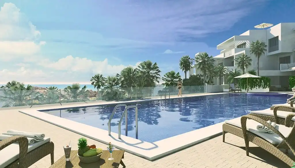 Piscina de Apartamento de alquiler en Estepona con Aire acondicionado, Calefacción y Terraza