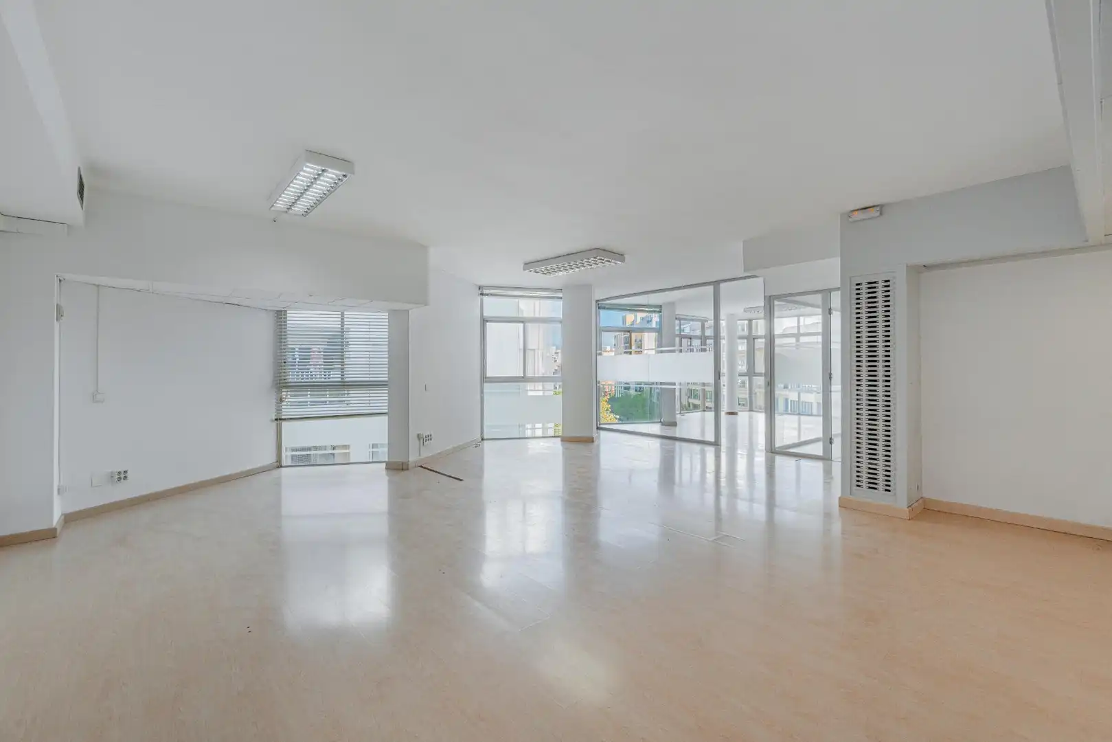 Office space with lift to rent in Avenida d'Alexandre Rosselló 15, imagen 5
