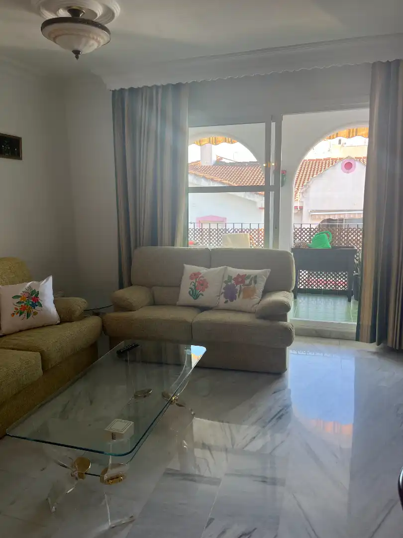Wohnzimmer von Wohnung zur Miete in Málaga mit Möbliert, Ofen und Waschmaschine