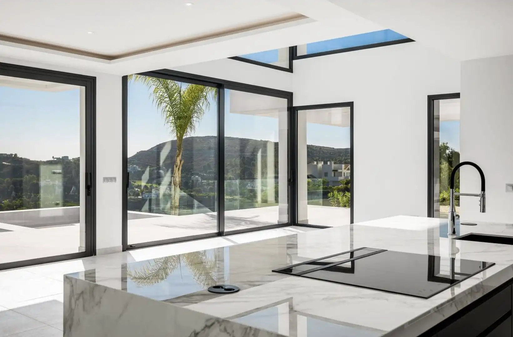 Villa mit Terrasse zum Verkauf in Montemayor - Marbella Club, imagen 3
