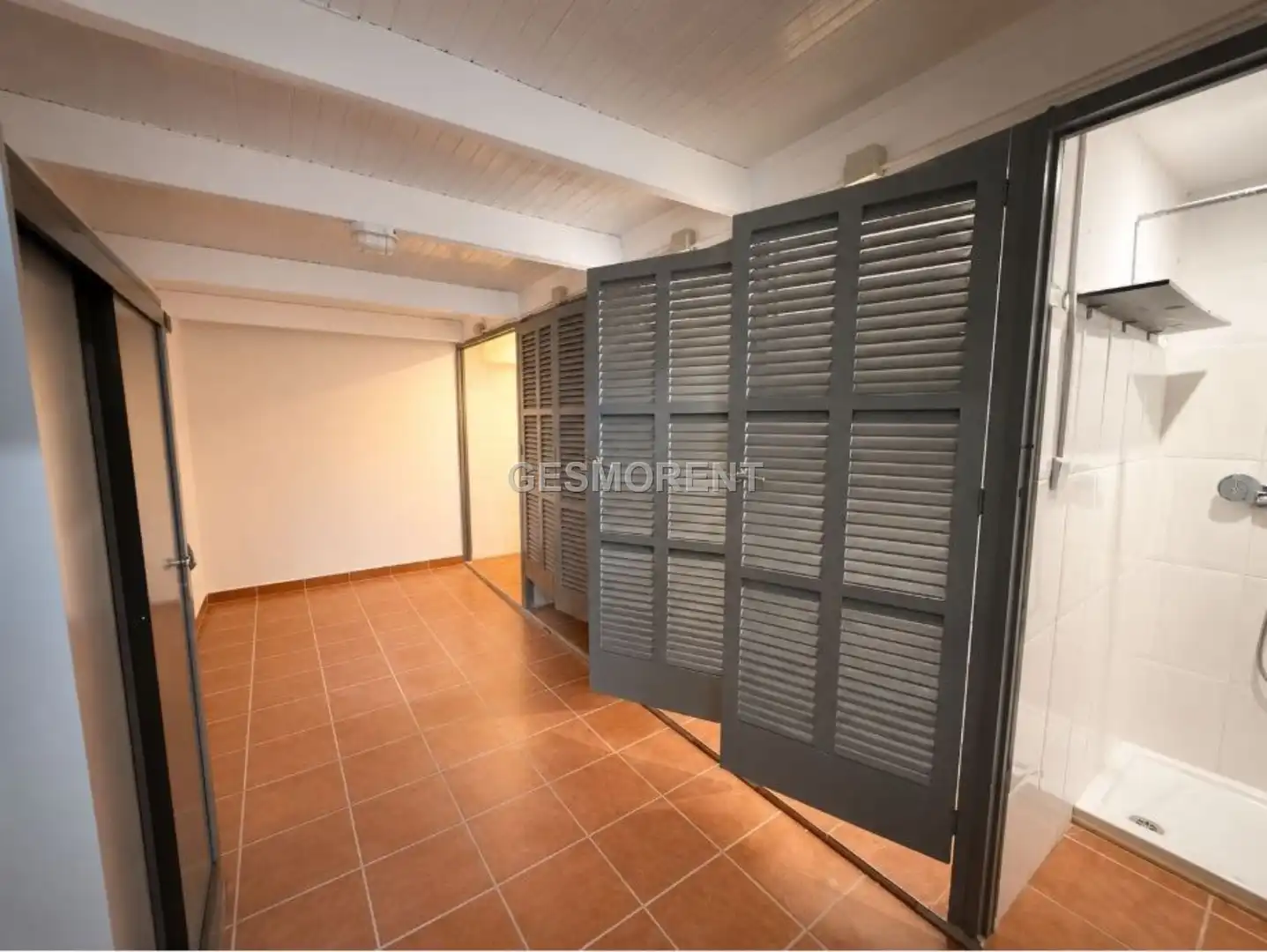 Nau industrial de lloguer en  Palma de Mallorca