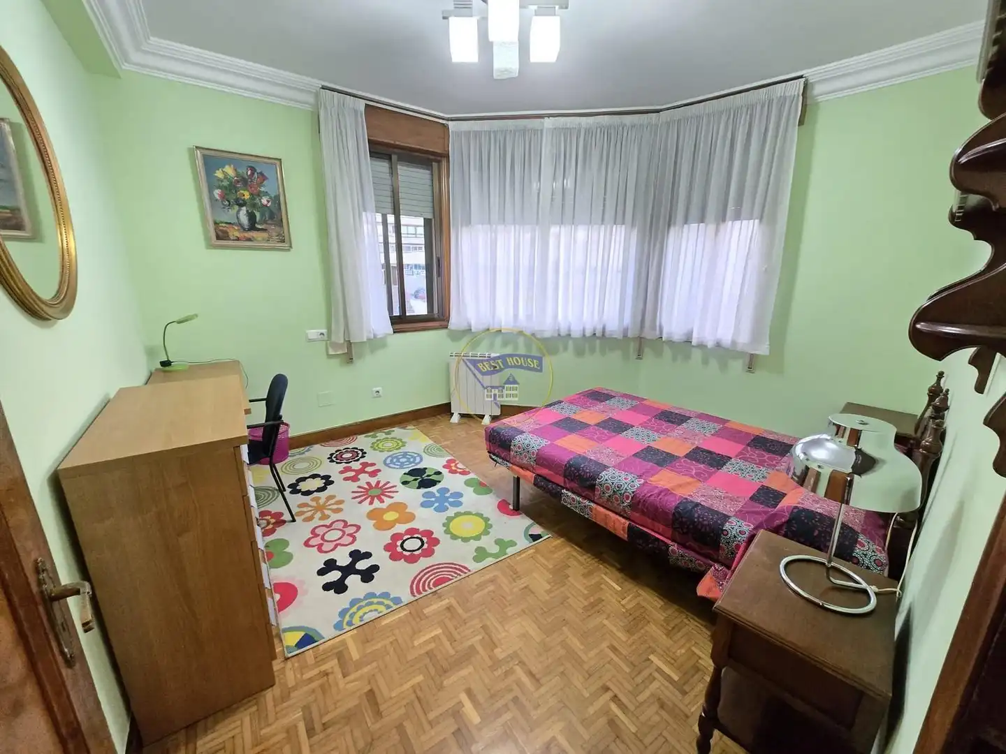 Flat for rent in Calle XOSE BAR BOO, Plaza Industria