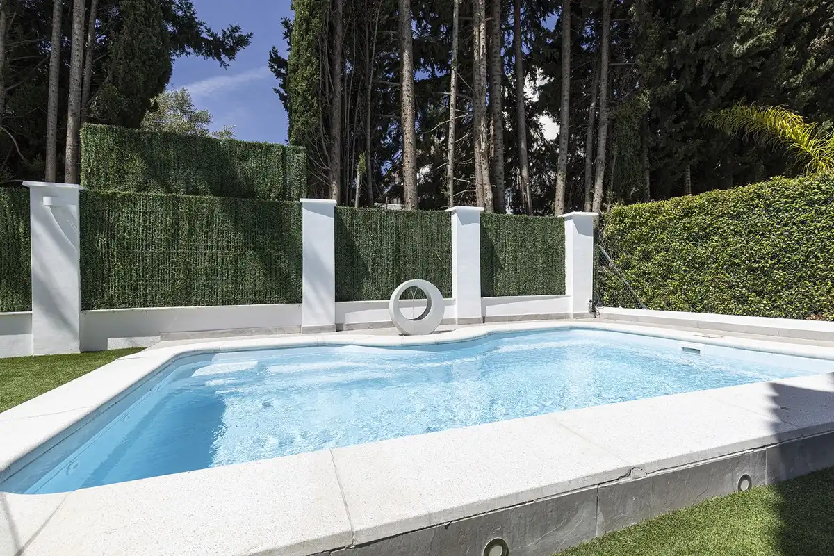 Reihenhaus mit Pool zum Verkauf in Estepona,Centro,Avenida Juan Carlos I, imagen 9