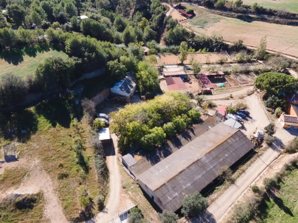 Finca rústica en venda en Rubí