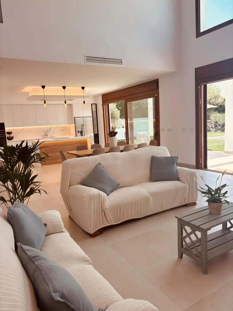 Sala de estar de Casa o chalet en venta en Colmenar con Aire acondicionado, Jardín privado y Terraza