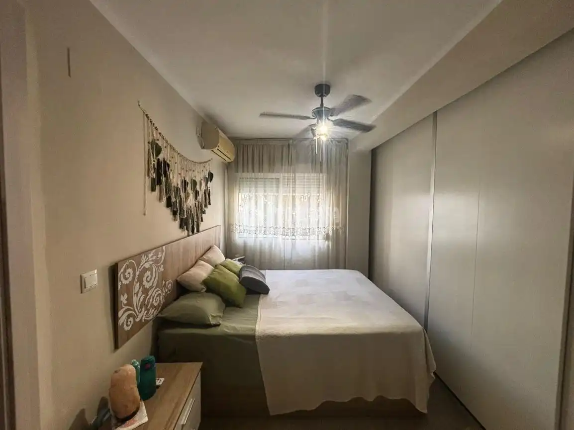 Habitación de Piso en venta en Málaga con Aire acondicionado y Parquet