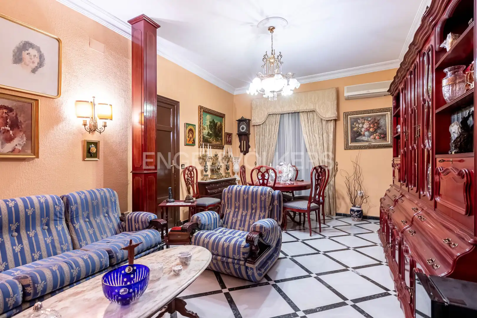 Wohnzimmer von Haus oder Chalet zum Verkauf in Sevilla mit Klimaanlage, Heizung und Abstellraum