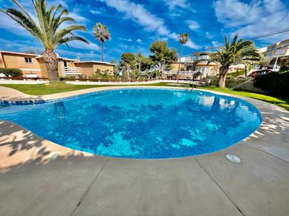 Piscina de Casa adosada en venda en Alicante / Alacant amb Aire condicionat, Terrassa i Piscina comunitària