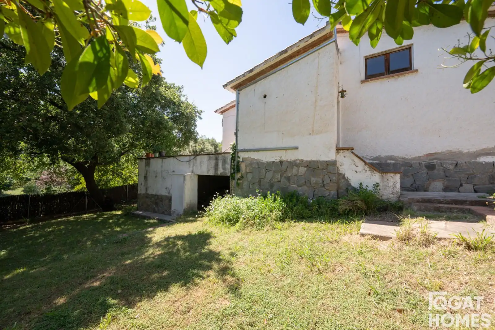 Exterior view of Houses for sale in Sant Cugat del Vallès  with Air Conditioner, Heating and Terrace