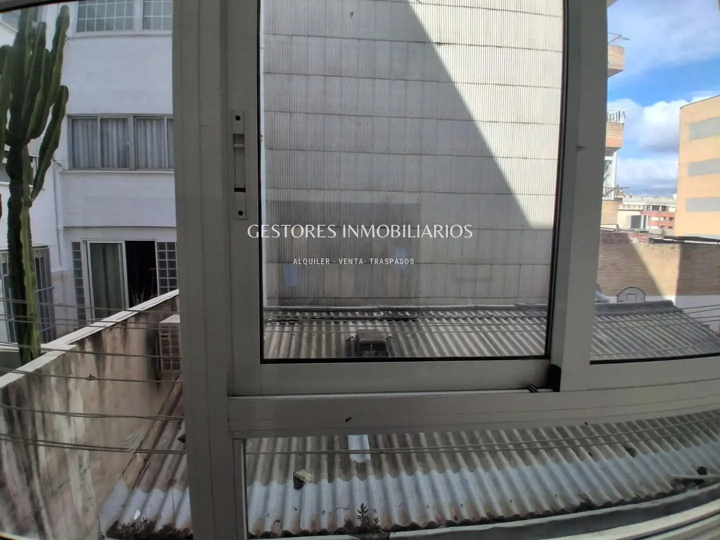 Vista exterior de Ático en venta en Alcoy / Alcoi con Aire acondicionado y Amueblado