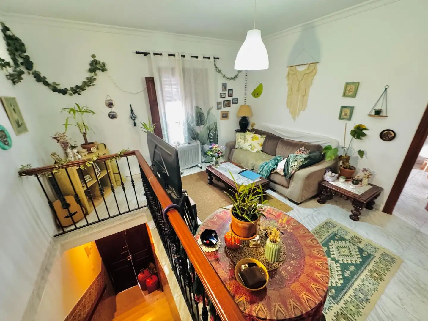 Sala d'estar de Casa o xalet en venda en Frigiliana amb Aire condicionat, Calefacció i Jardí privat