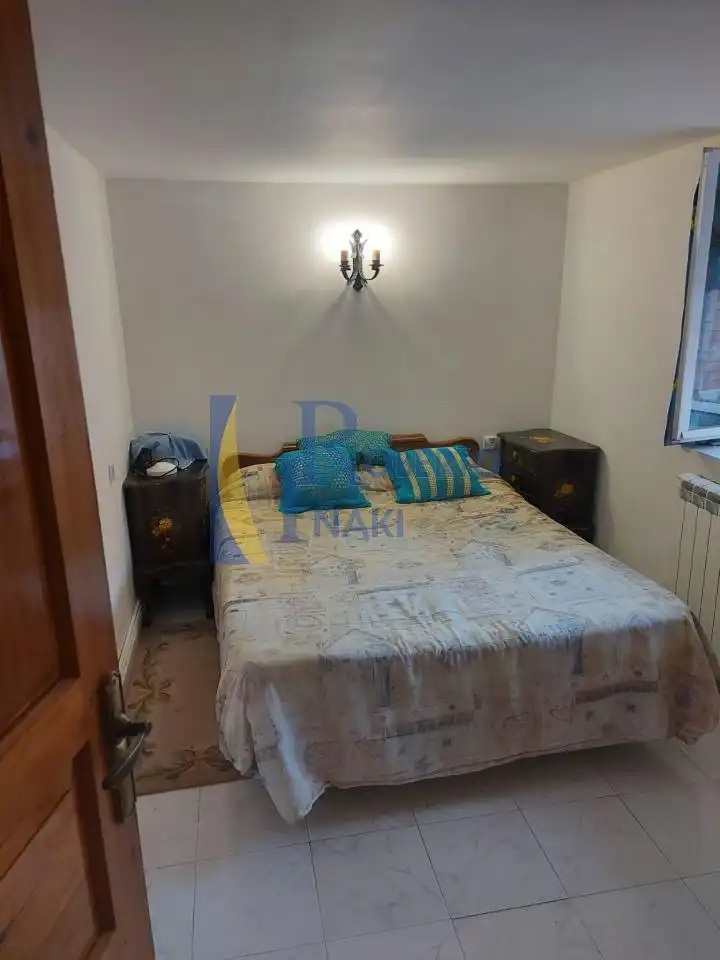 Dormitori de Casa adosada en venda en Cubillas de los Oteros amb Calefacció i Jardí privat