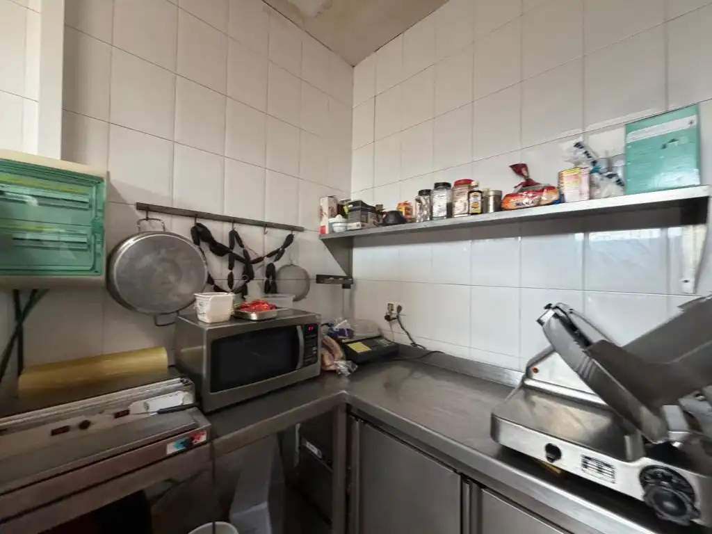 Cocina de Local en venta en Barracas
